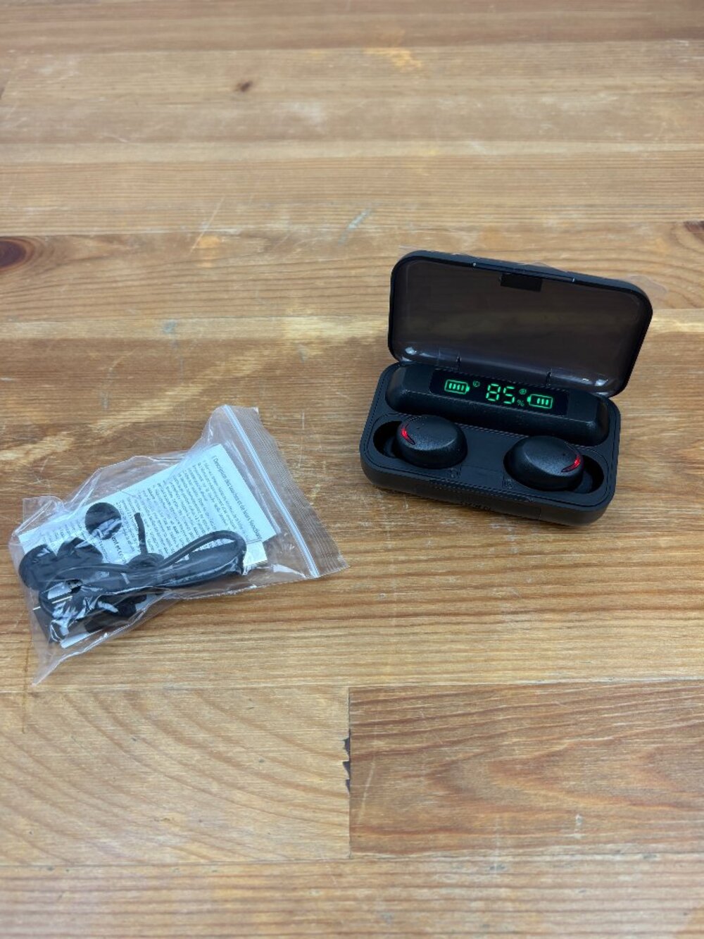 Wireless Earbuds with Touch Control, HD Mic and Charging Case. New - Picture 4 of 15